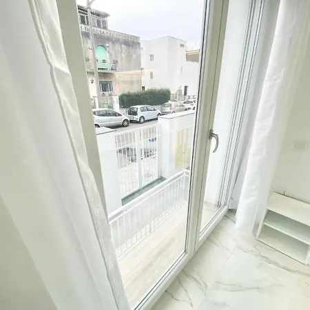 Il Viaggiatore Relais Sul Mare Konukevi 4*