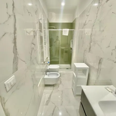 Konukevi Il Viaggiatore Relais Sul Mare 4*