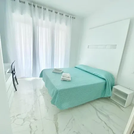 Il Viaggiatore Relais Sul Mare Konukevi Gaeta