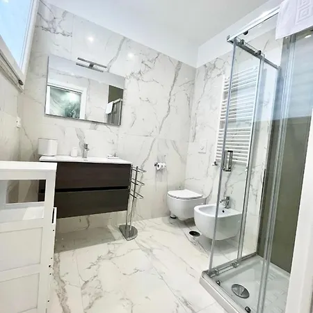 Il Viaggiatore Relais Sul Mare Konukevi