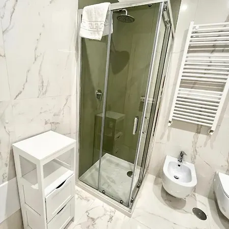 Konukevi Il Viaggiatore Relais Sul Mare 4*