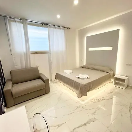 Konukevi Il Viaggiatore Relais Sul Mare