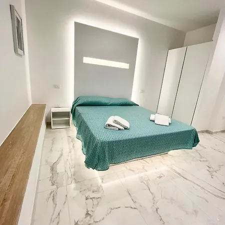 Konukevi Il Viaggiatore Relais Sul Mare Gaeta