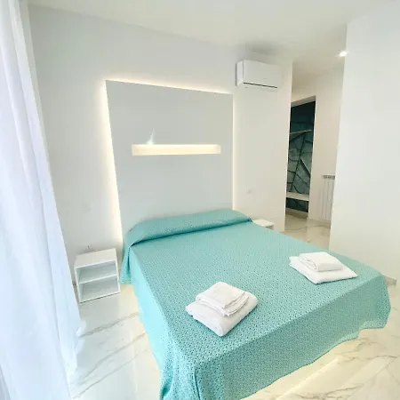 Il Viaggiatore Relais Sul Mare Konukevi Gaeta