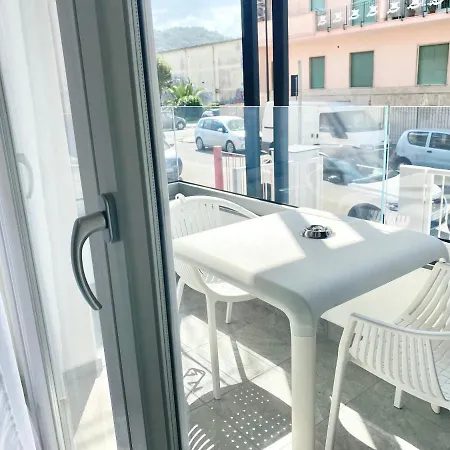 Il Viaggiatore Relais Sul Mare Konukevi Gaeta